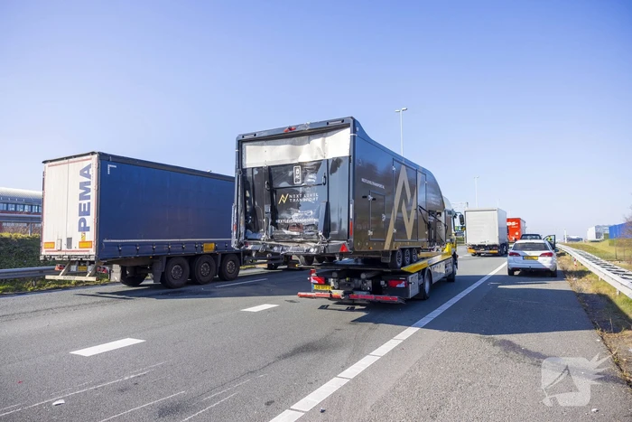 Enorme file door ongeval bij knooppunt Hoevelaken