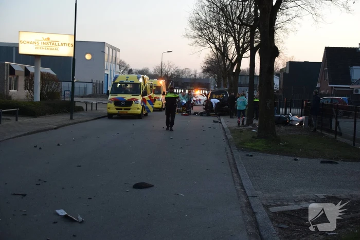 Gewonden bij ongeval tussen auto en motorscooter