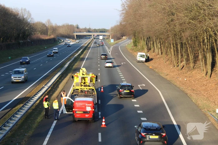 Taxi en bestelbus betrokken bij kop-staart botsing