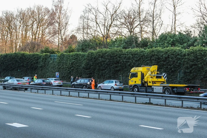 Vijf auto's betrokken bij ongeval op snelweg