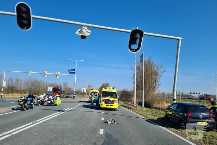 Auto total-loss na botsing op stoplicht