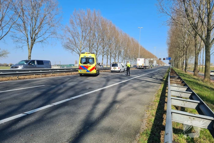 Vijf voertuigen betrokken bij botsing op snelweg