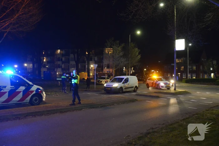 Voetganger gewond door botsing met personenauto