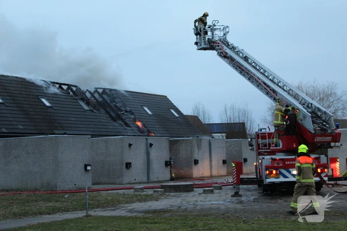 Meerdere woningen onbewoonbaar vanwege brand