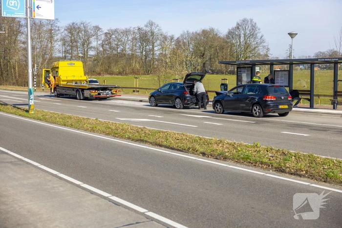 Kop-staart botsing voor Meander ziekenhuis