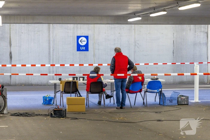 Rustig verloop drive-in stembureau Ikea