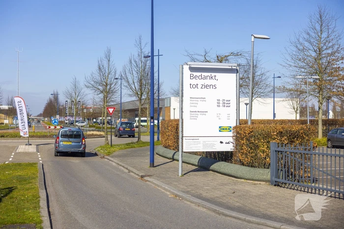 Rustig verloop drive-in stembureau Ikea