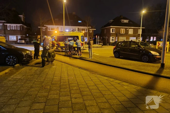 Ongeval tussen personenauto en scooter