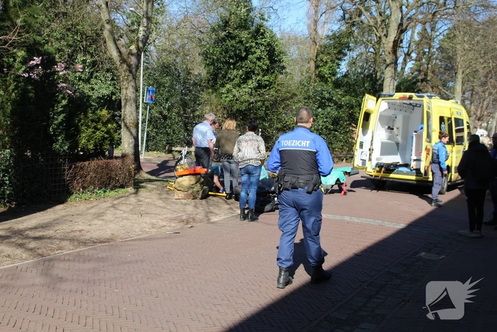 Scooterrijder raakt gewond bij botsing met auto