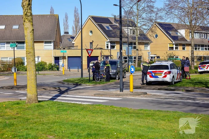 Aanrijding op rotonde in Nieuwland
