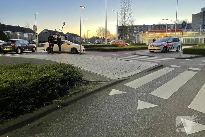 Fietser gewond bij botsing met auto