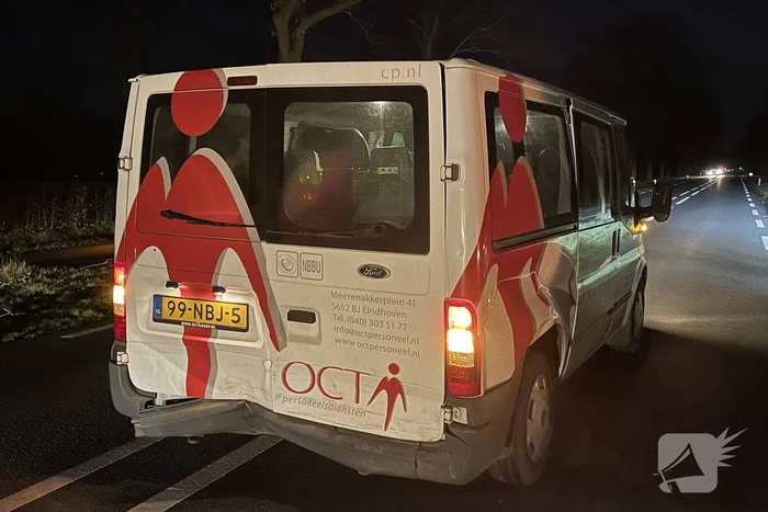 Schade bij ongeval tussen auto en bestelbus