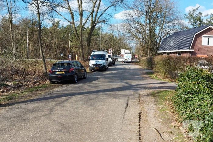 Waterleiding gesprongen aan provinciale weg