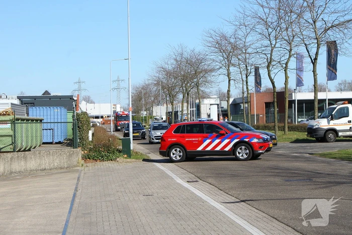 IBC-container met bijtende vloeistof lekgeraakt