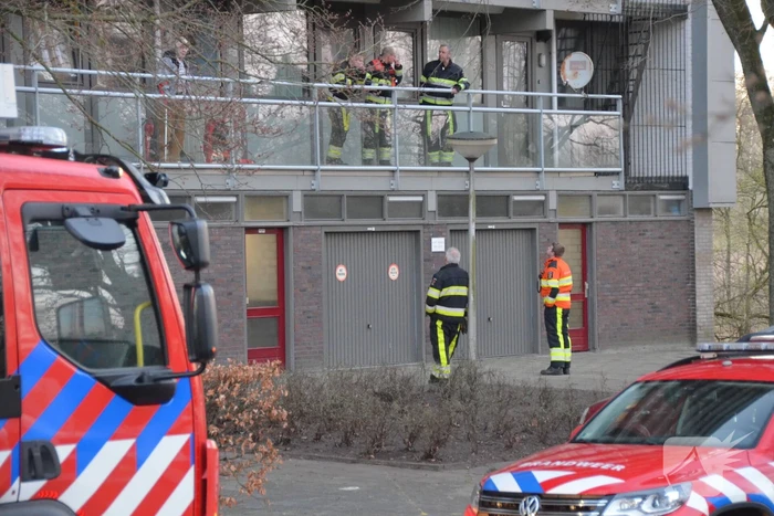 Flatwoning geventileerd na brand