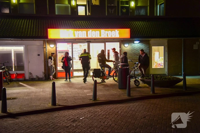 Schoten gelost bij overval op supermarkt