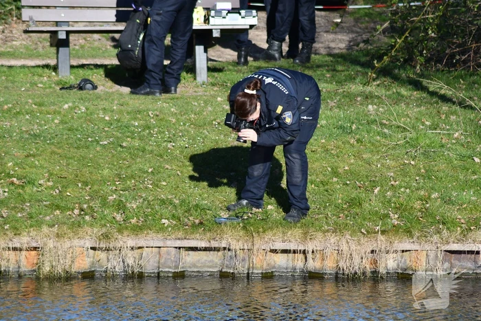 Overleden persoon aangetroffen in Galjoenpark