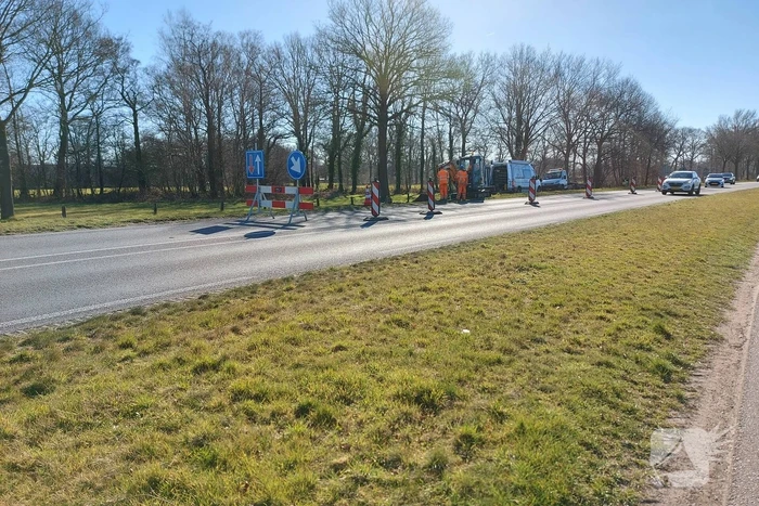 Breuk in waterleiding aan provinciale weg