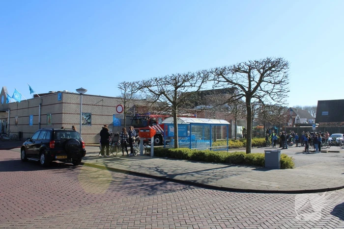 Supermarkt Albert Heijn ontruimd vanwege brand