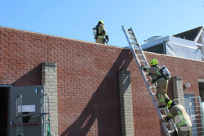 Supermarkt Albert Heijn ontruimd vanwege brand