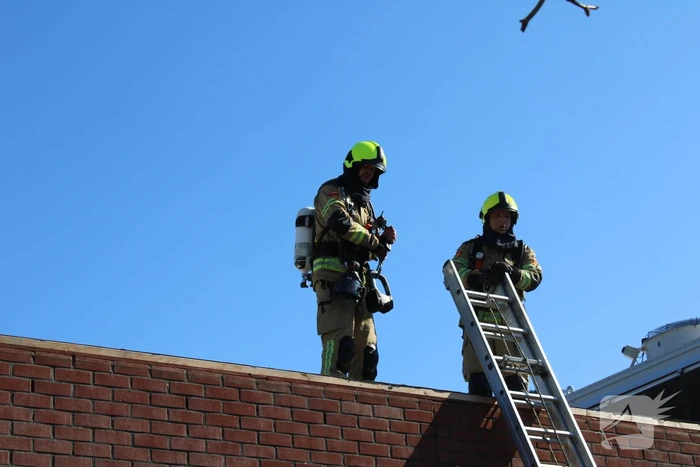 Supermarkt Albert Heijn ontruimd vanwege brand