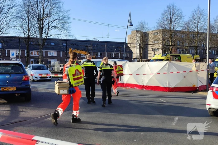 Bestuurster rijdt door na ernstige aanrijding