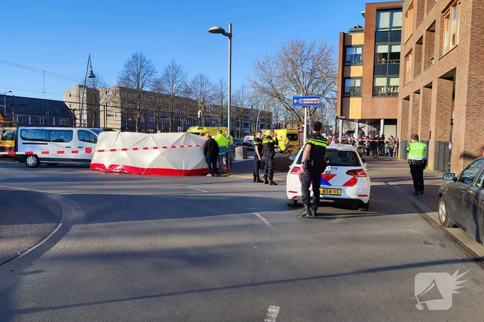 Bestuurster rijdt door na ernstige aanrijding