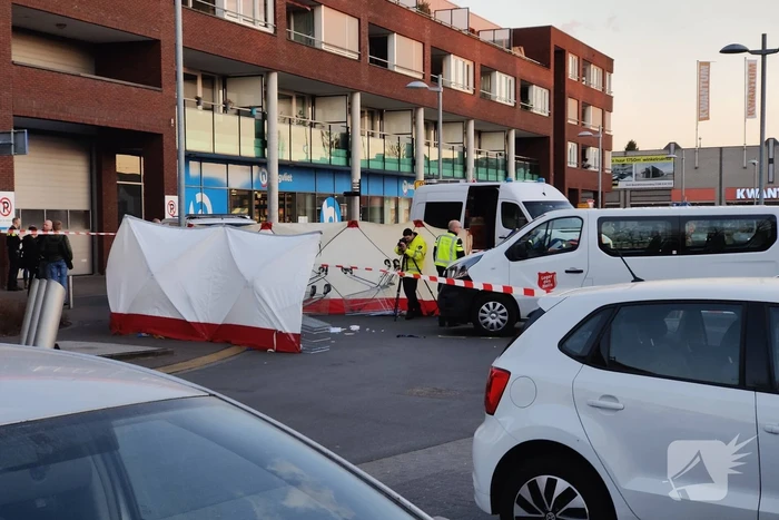 Bestuurster rijdt door na ernstige aanrijding