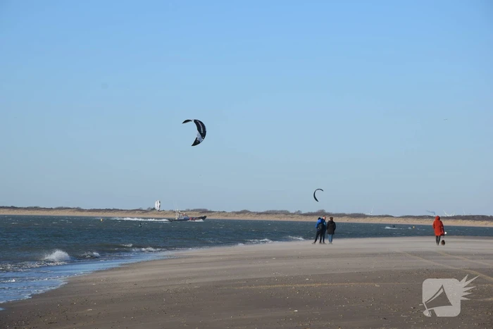 Grote zoekactie na aantreffen achtergelaten kite