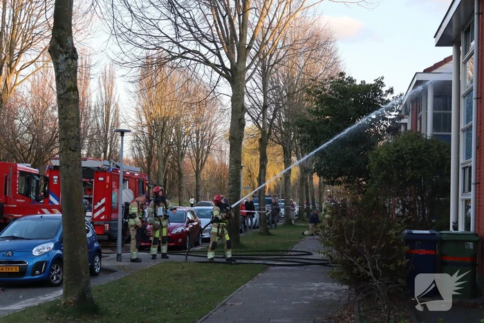 Flinke brand op zolder van woning