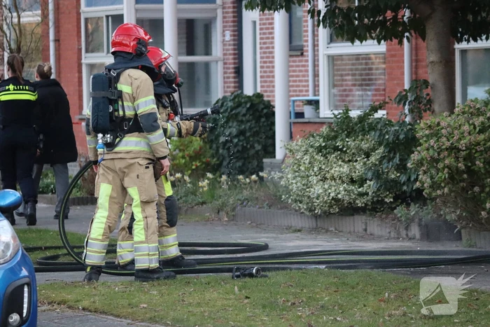 Flinke brand op zolder van woning