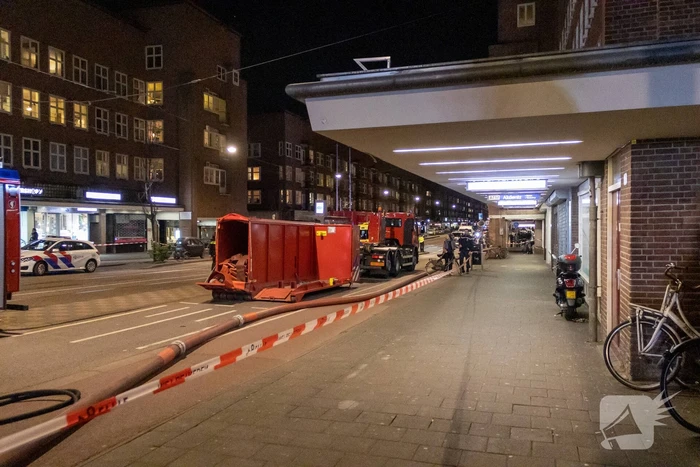 Meerdere woningen ontruimd bij grote brand