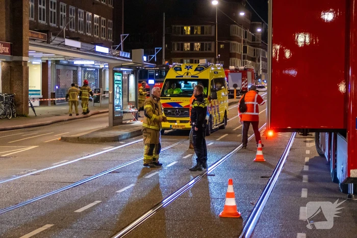 Meerdere woningen ontruimd bij grote brand