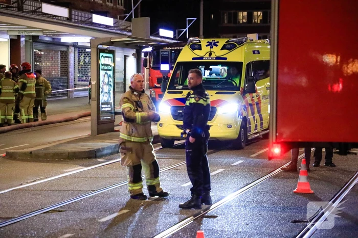 Meerdere woningen ontruimd bij grote brand