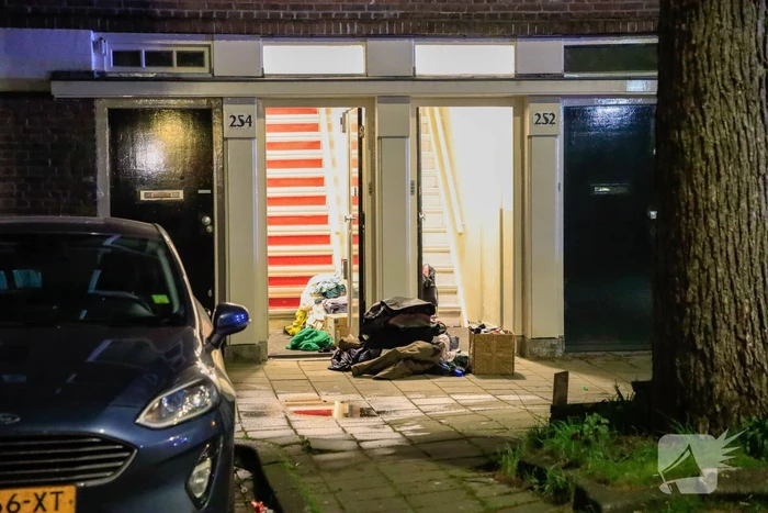 Meerdere woningen ontruimd bij grote brand
