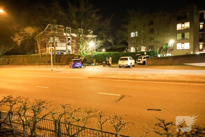 Fietser en snorfietser frontaal in botsing