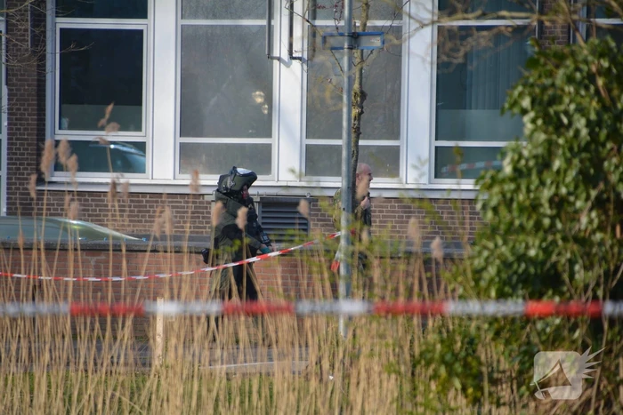 Mogelijk explosief aangetroffen in auto