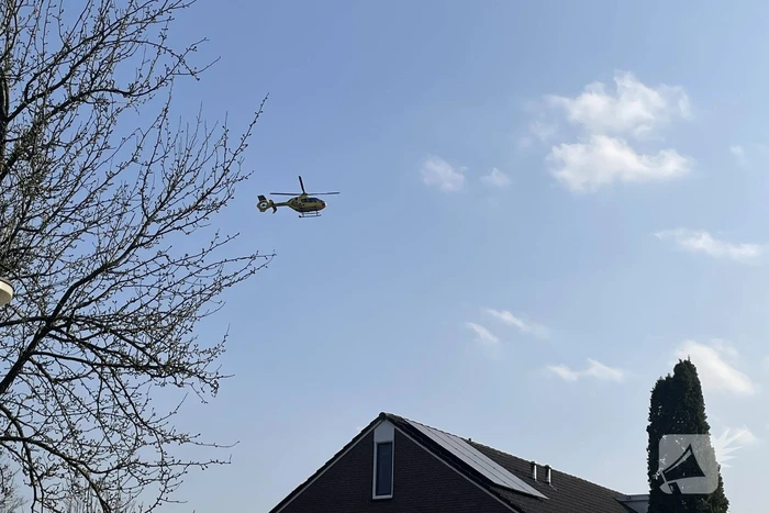 Duitse traumahelikopter landt in woonwijk