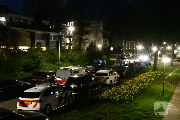 Grote politie-inzet na conflict in woning