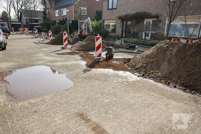 Waterlekkage tijden werkzaamheden in Dorrestein