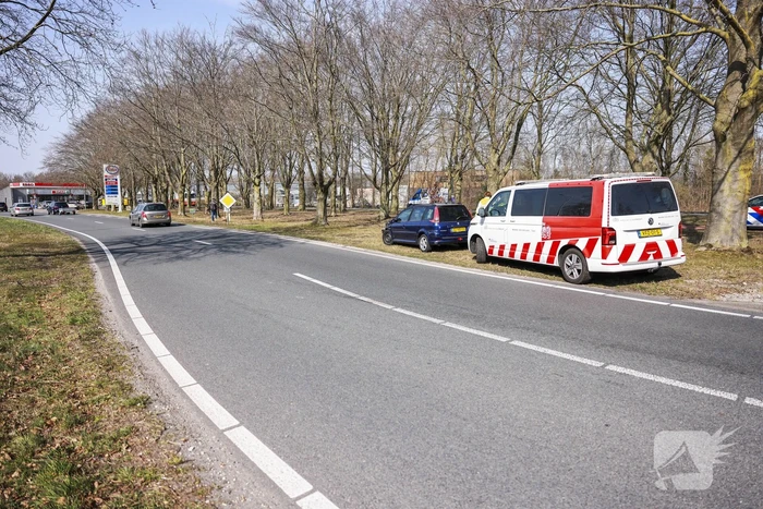 Flinke schade na botsing op Escher rotonde