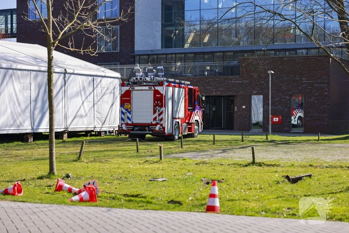 Brandweer doet onderzoek naar brandmelding in Meander Medisch Centrum