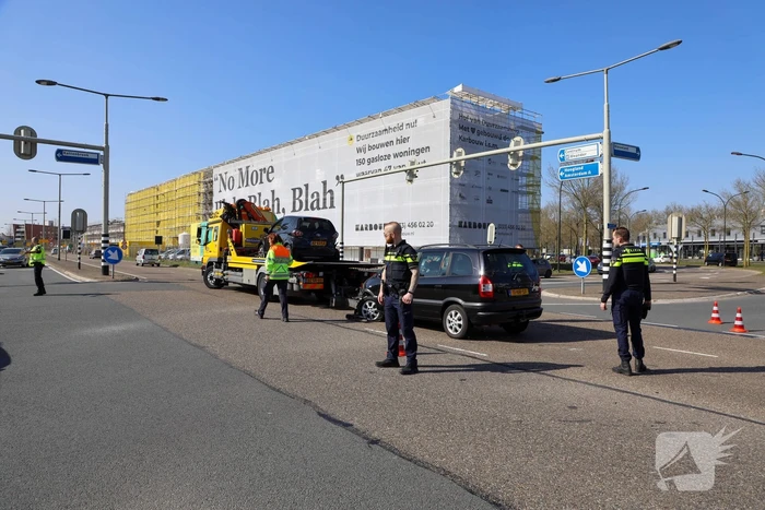 Twee auto's betrokken bij botsing in Nieuwland