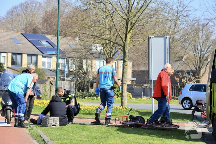 Overstekende fietser aangereden op beruchte rotonde