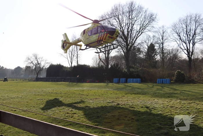 Persoon ernstig gewond na ongeluk