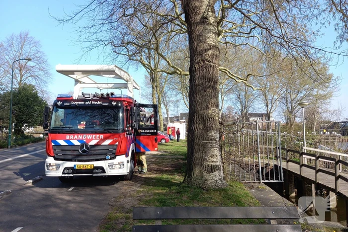 Brand op plezierjacht in haven