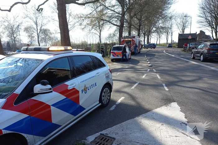 Brand op plezierjacht in haven