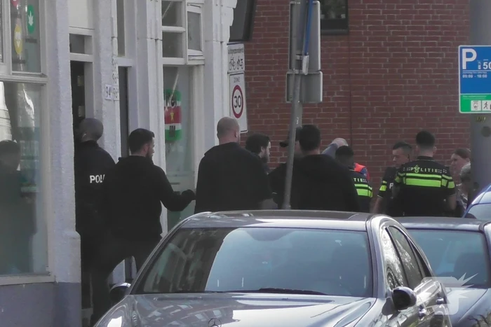 Grote politie-inzet voor verward persoon