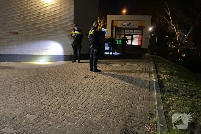 Persoon gaat ervandoor na stopteken