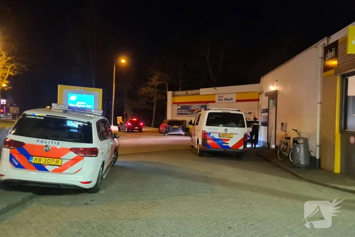 Persoon gaat ervandoor na stopteken